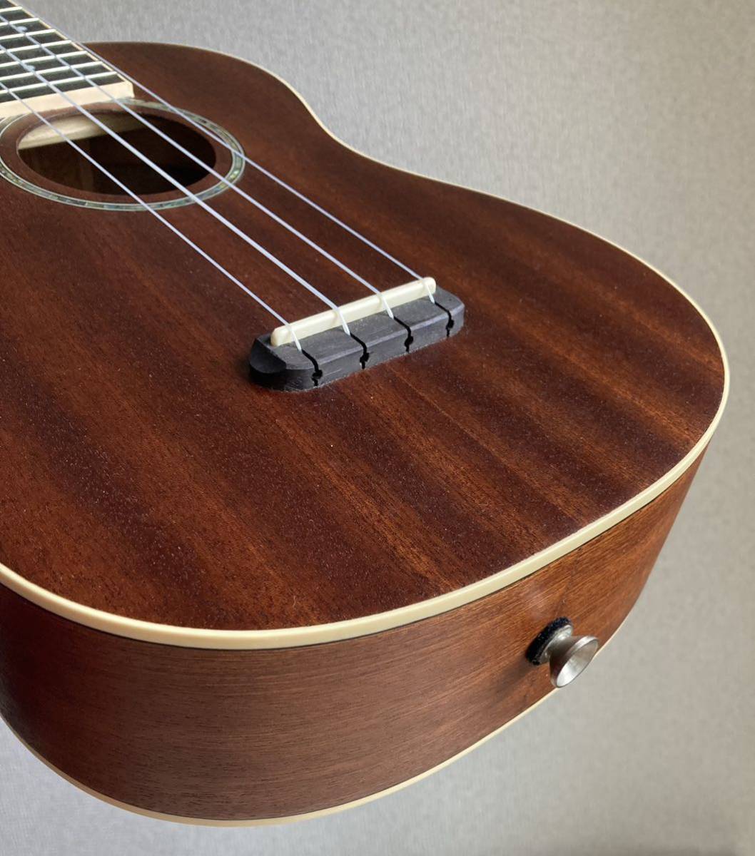 超激安国産 ヤフオク! - Fender Zuma Concert Uke Natural フェンダー コ... 特価通販