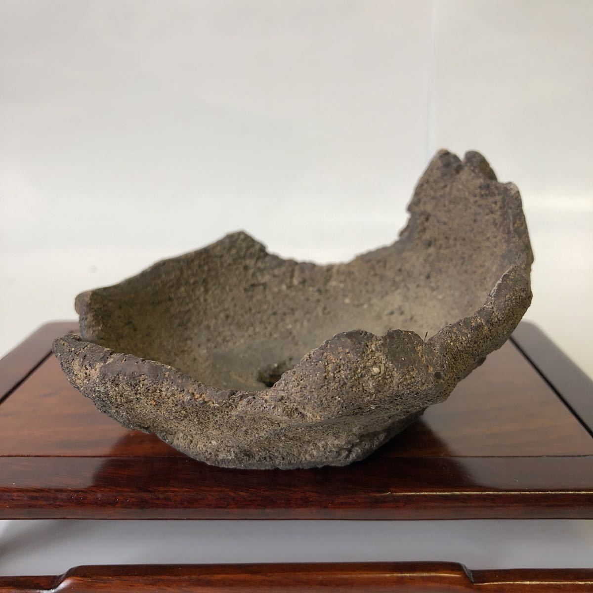 即日発送】 利根さび石 盆栽鉢 植木鉢 鞍馬石 置物 - education.semel