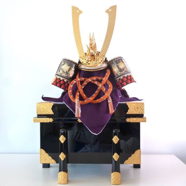 新品 武人作 赤錆威 兜飾り 甲冑 長鍬形 御兜 五月人形 吉祥18号 新品 武人作 赤錆威 兜飾り 甲冑 長鍬形 御兜 五月人形 吉祥18号