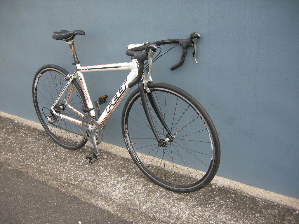 FELT F85 2008年 54サイズ (人気激安) 当店おすすめ品 7900系デュラエース フレーム540 F85 FELT 自転車本体
