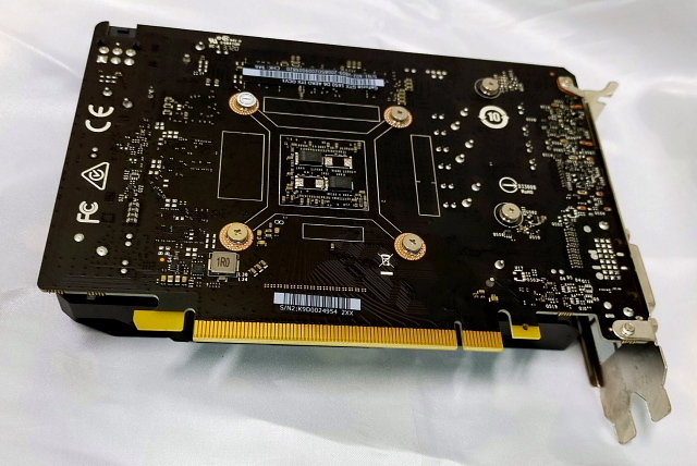 ヤフオク! - 中古 MSI GeForce GTX 1650 D6 AERO ITX OCV1 グ... ヤフオク! - 中古 MSI GeForce GTX 1650 D6 AERO ITX OCV1 グ...