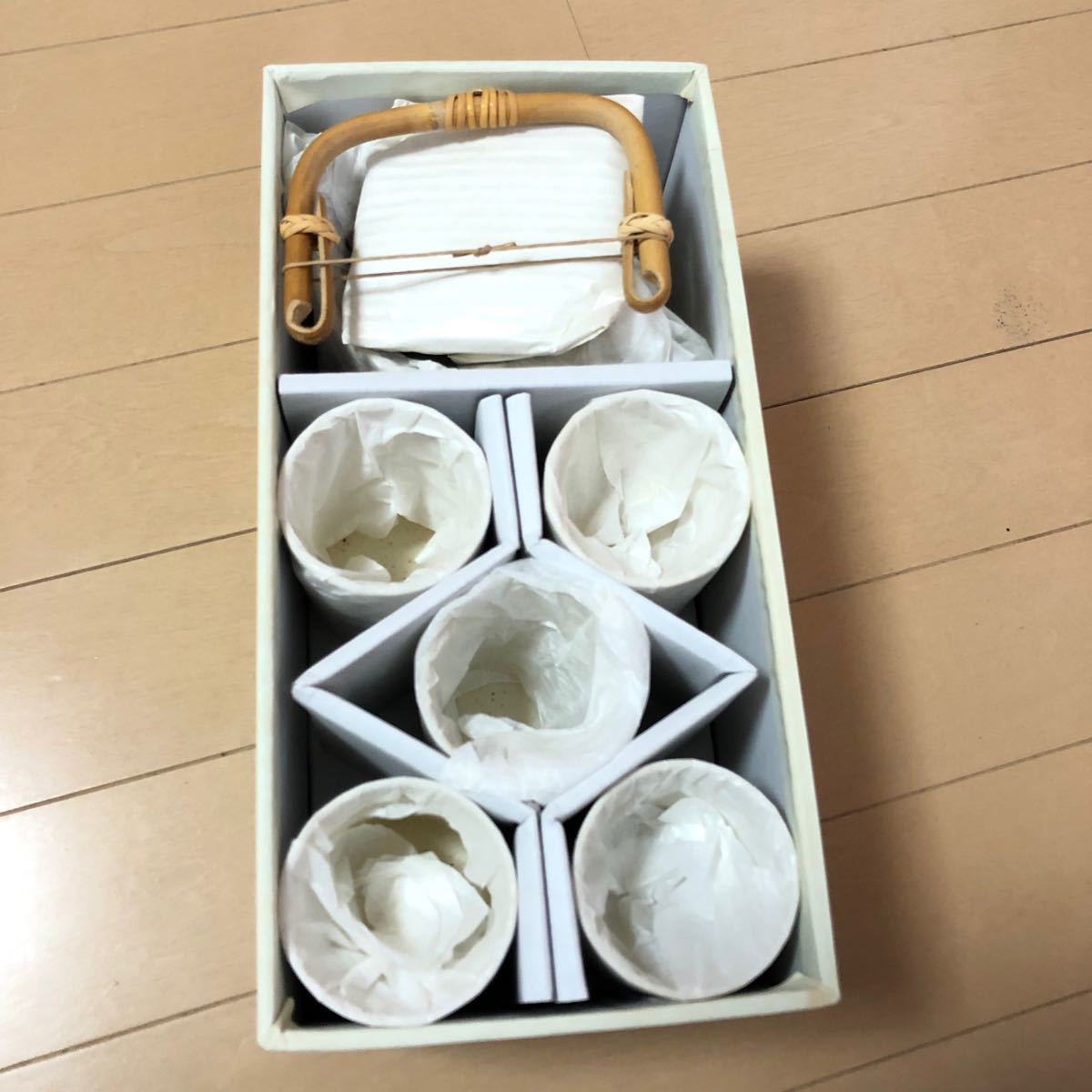 たち吉　茶器 急須 湯呑み コップ セット　★ レトロ　レア　昭和　和食器　来客用　おもてなし　湯呑み　湯のみ　急須