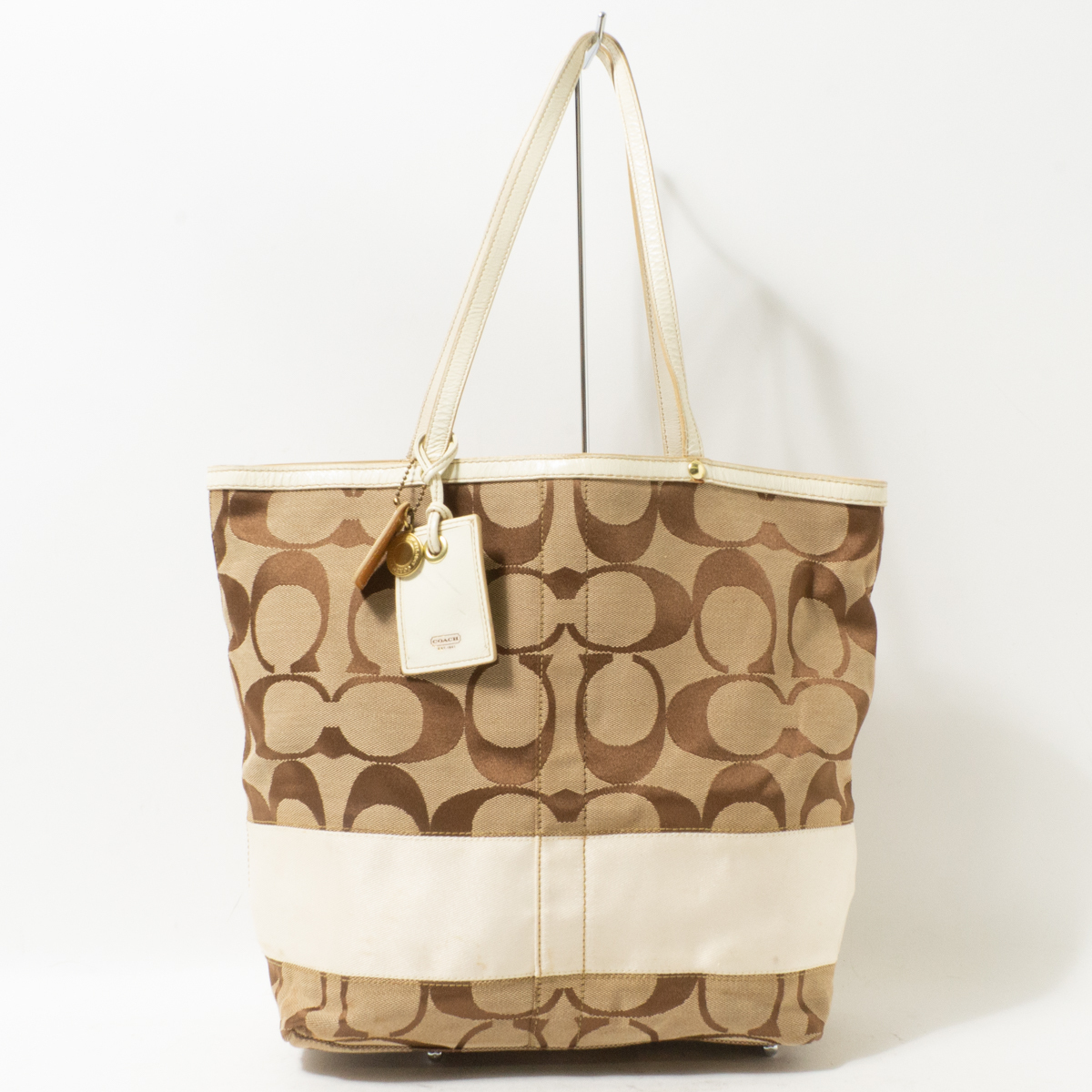 COACH コーチ トートバッグ ベージュ ホワイト ブラウン レザー 本革 ナイロン ロゴ柄 大容量 肩掛け 手提げ レディース カジュアル お洒落