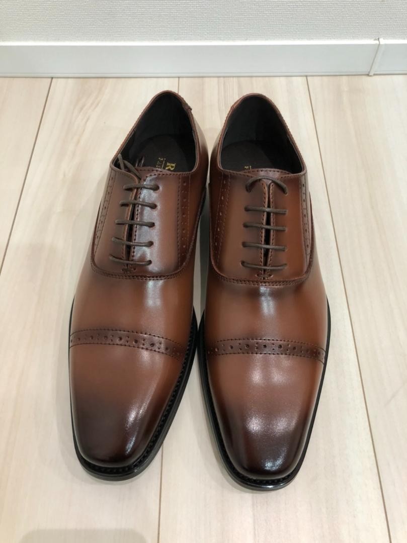 25.5cm3Eメンズビジネスシューズ 紳士靴パンチドキャップトゥ革靴ブラウン