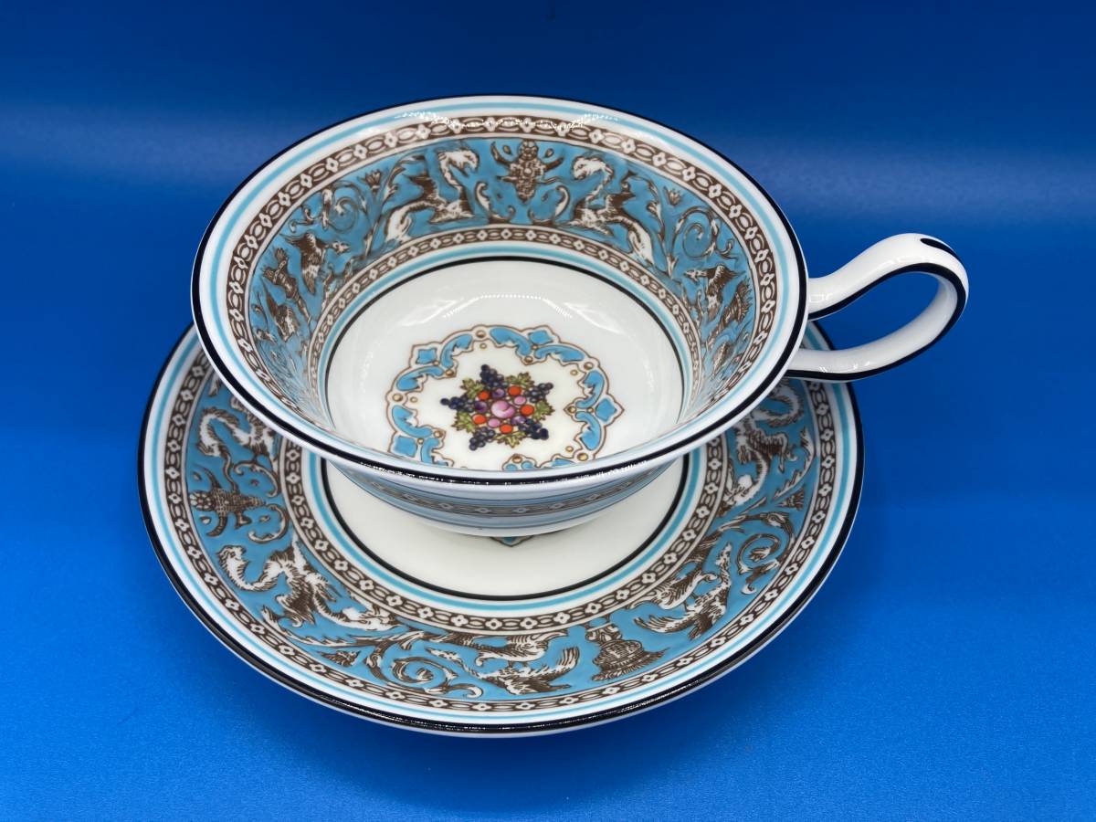 【未使用 箱なし】Wedgwood ★Florentine Turquoise ターコイズ(廃盤) ★ティーカップ(44)&ソーサー ★サイズ 105×h55mm / 145mm