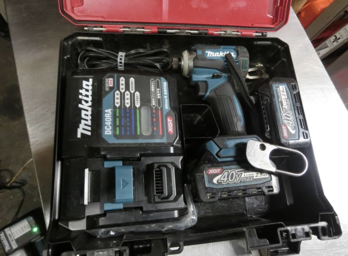 makita マキタ TD001G 充電式 インパクトドライバ 本体 バッテリー2個