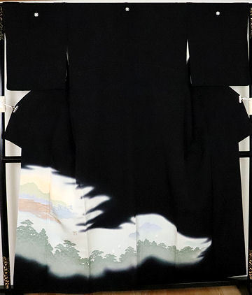 黒留袖 袷 正絹 寿光織 厳島神社 比翼仕立て Mサイズ ki24371 美品 着物 レディース 結婚式 送料無料 リサイクル 中古
