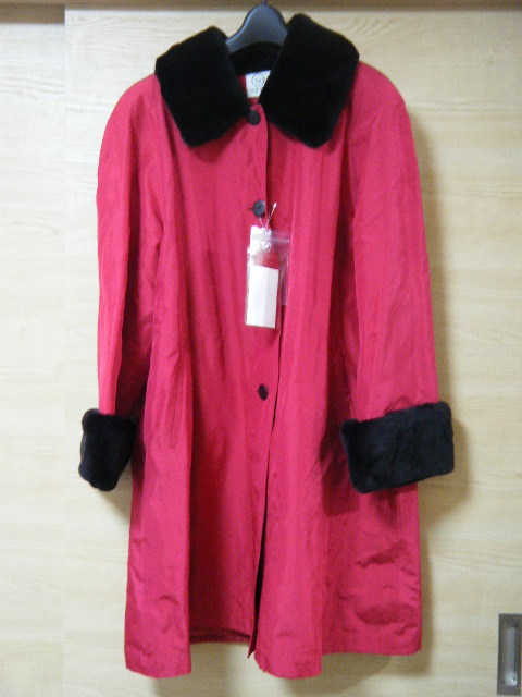 GRES BOUTIQUE　シルクロングコート　サイズF　B9001　未使用タグ付き　襟袖ミンクファー　薄中綿　赤系　定価130000円