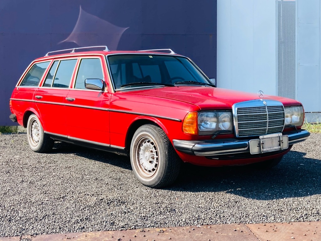W123 S123 メルセデスベンツ 300TD ワゴン ミディアムクラス item