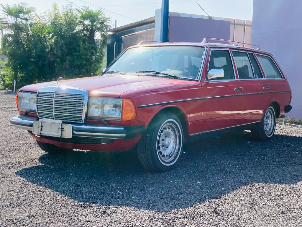 W123 S123 メルセデスベンツ 300TD ワゴン ミディアムクラス item