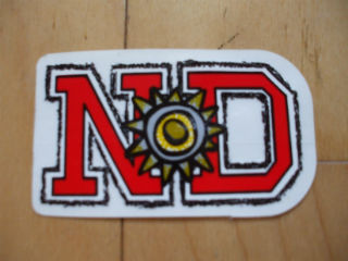 即決 VINTAGE NEW DEAL OLD SKATE STICKER ビンテージ ニューディール オールド スケートボード ステッカー 101 _画像1