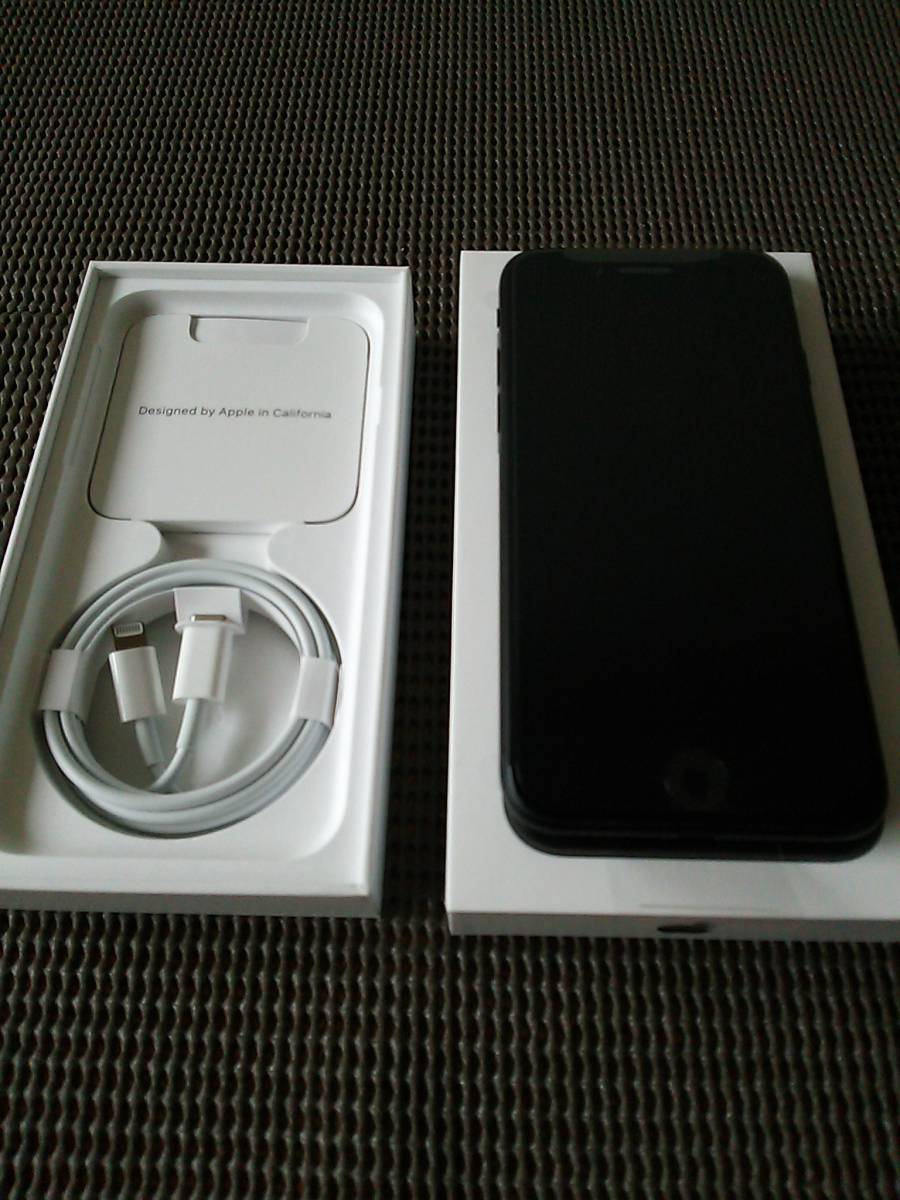未使用品】iPhone SE(第2世代)64GB SIMロック解除済み SIMフリー