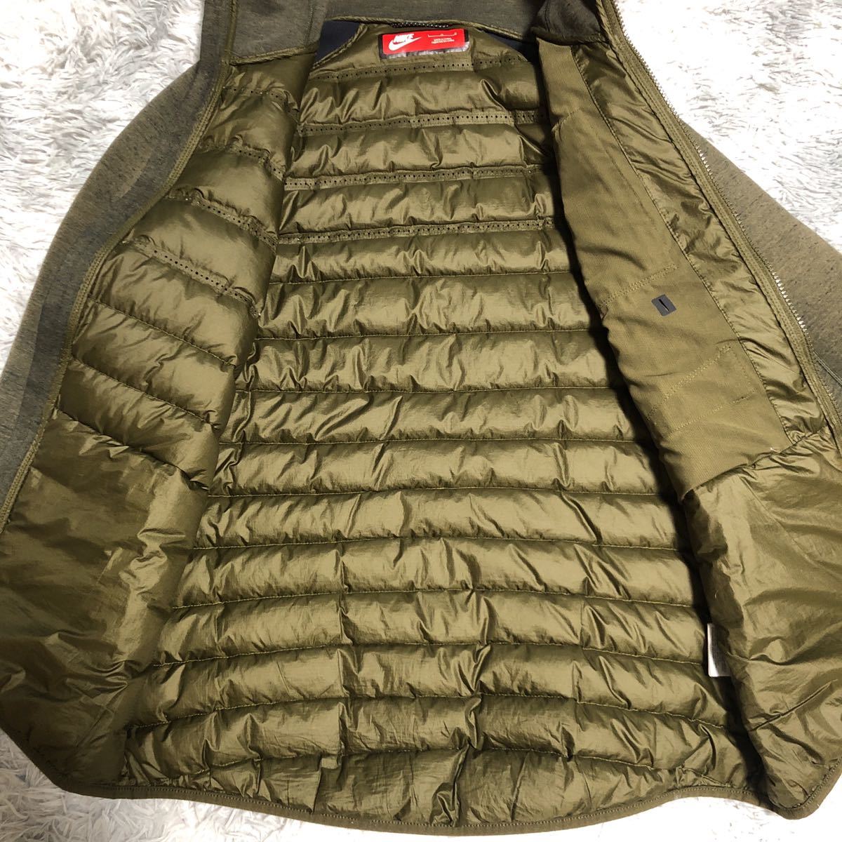 NIKE AEROLOFT TECH FLEECE ナイキ エアロロフト テックフリース NIKE AEROLOFT TECH FLEECE ナイキ エアロロフト テックフリース