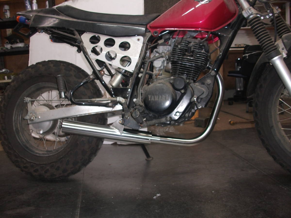 ○日本正規品○ TW200/225専用ステンレス製マフラー