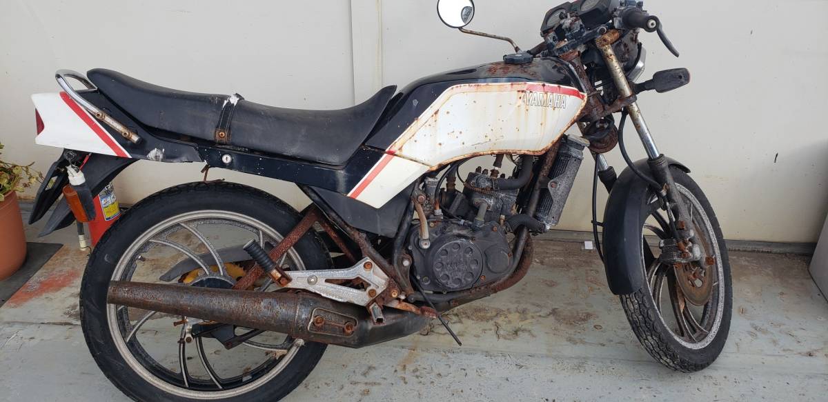 ヤマハ RZ125? (13w-100)部品取り車 書類無し