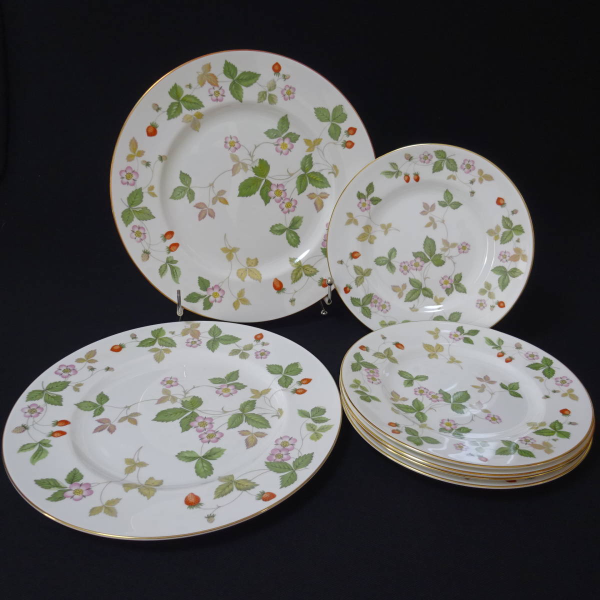 せんが WEDGWOOD - ウェッジウッド ワイルドストロベリー 約20cm 皿3枚