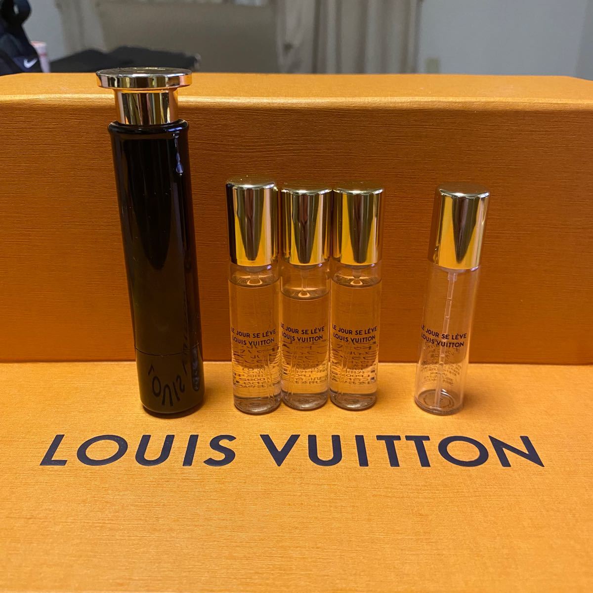 お値下げ!Louis Vuitton 【LE JOUR SE LEVE トラベルスプレー