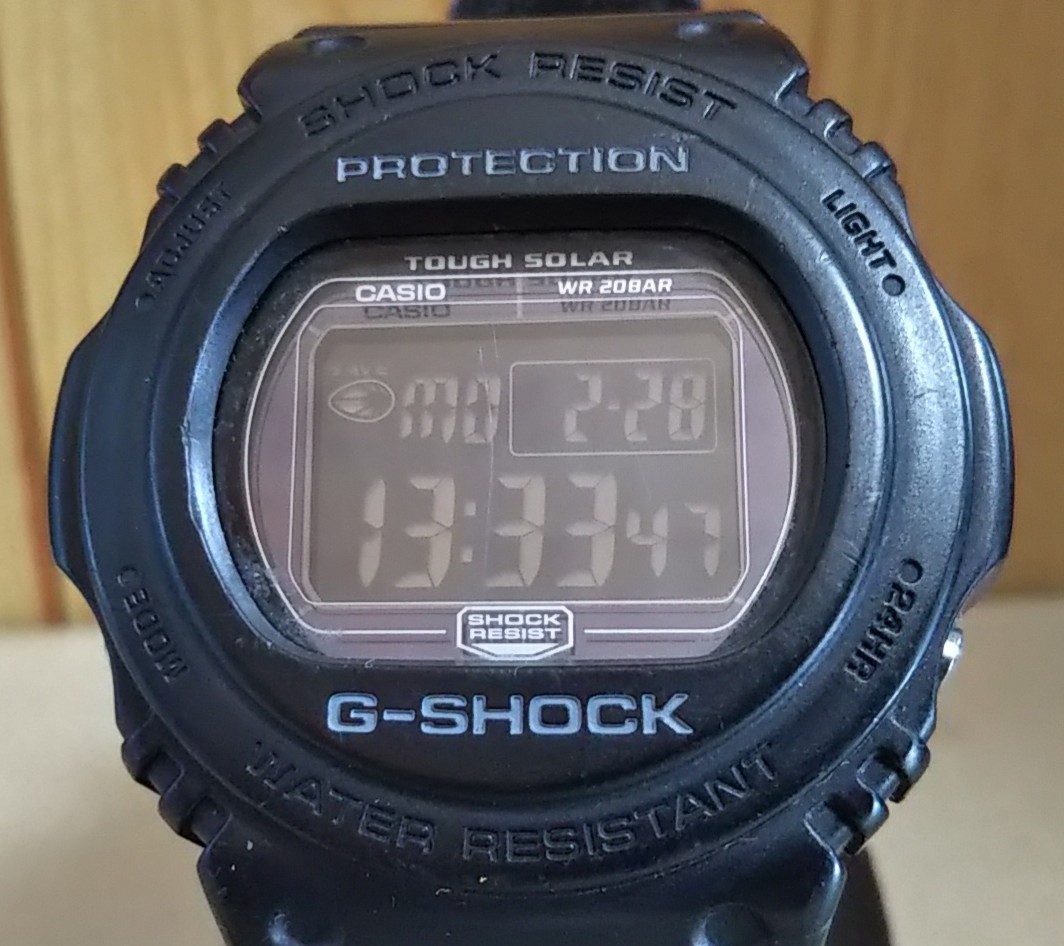 CASIO カシオ G-SHOCK G-5700B ソーラー デジタル 腕時計 メンズ 反転液晶