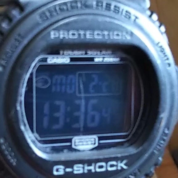 CASIO カシオ G-SHOCK G-5700B ソーラー デジタル 腕時計 メンズ 反転液晶