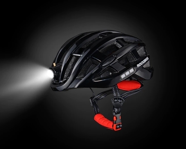 サイクリングヘルメット 自転車 ライト付 超軽量ヘルメット MTB ヘルメット 男女兼用 USB充電 黒 出荷