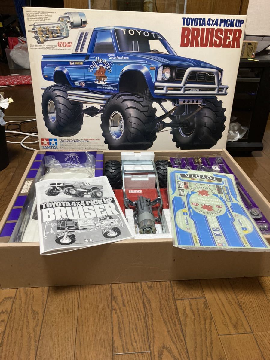 タミヤ 1/10 電動RC 4×4ピックアップ トヨタ ハイラックス 4WD