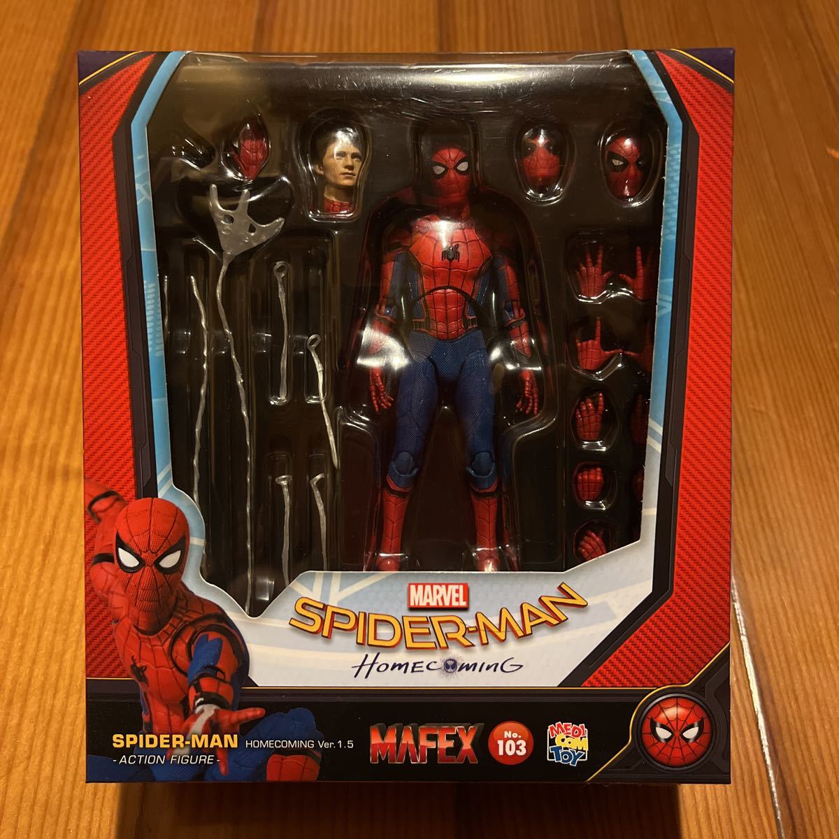 新品未開封 メディコムトイ MAFEX スパイダーマンホームカミング www