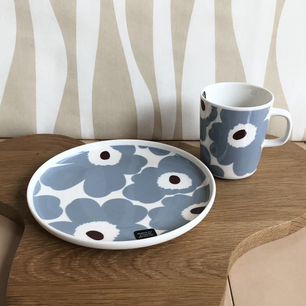 新品 4点セット marimekko UNIKKO ウニッコ プレート2枚 マグカップ 2個 ブルーグレー・アプリコット