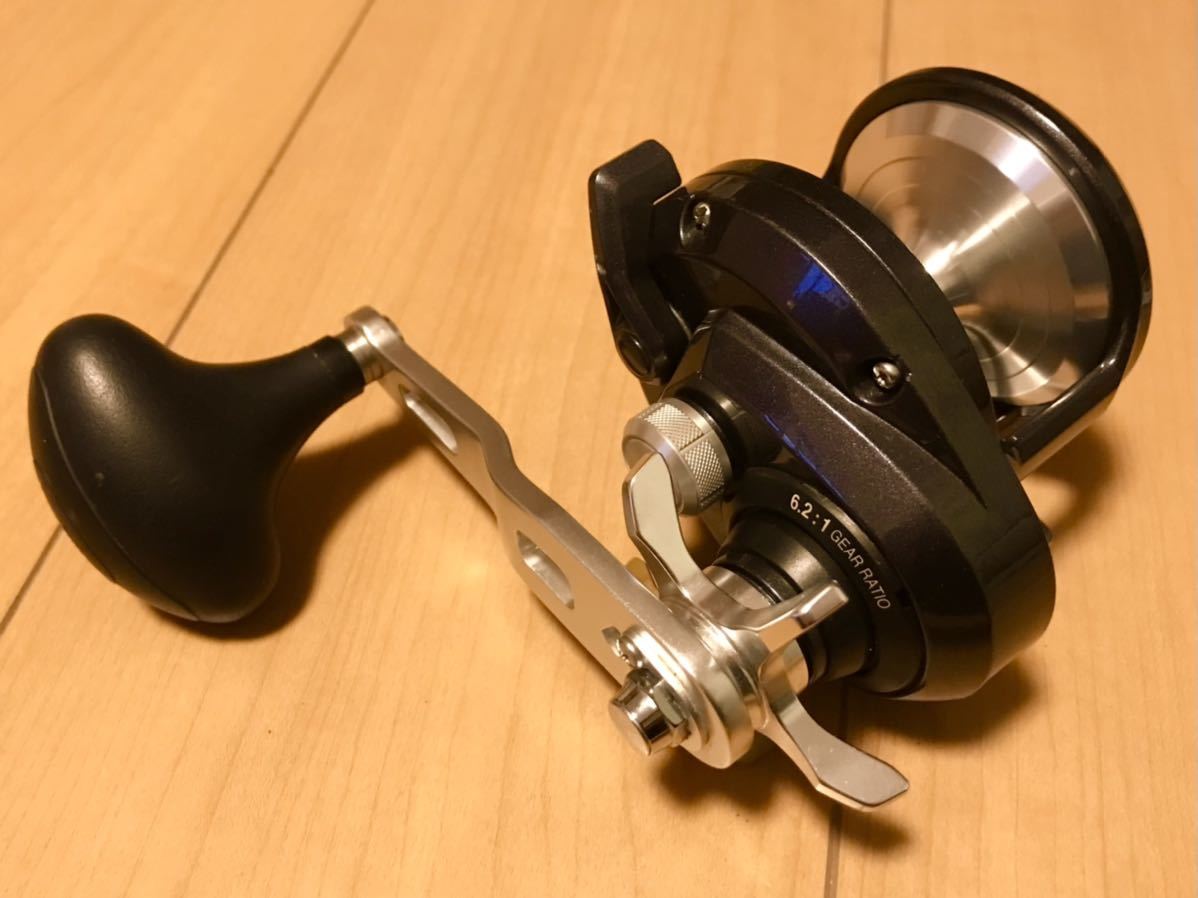 サクラバシ様専用 SHIMANO トリウム2000HG リール フィッシング