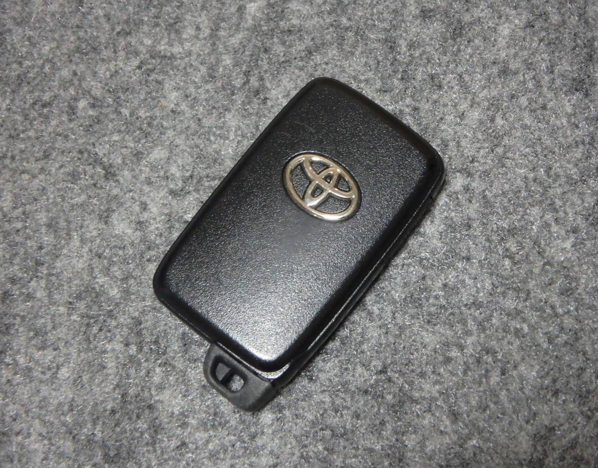 最適な価格 TOYOTA純正スマートキー 型式 i9tmg.com.br