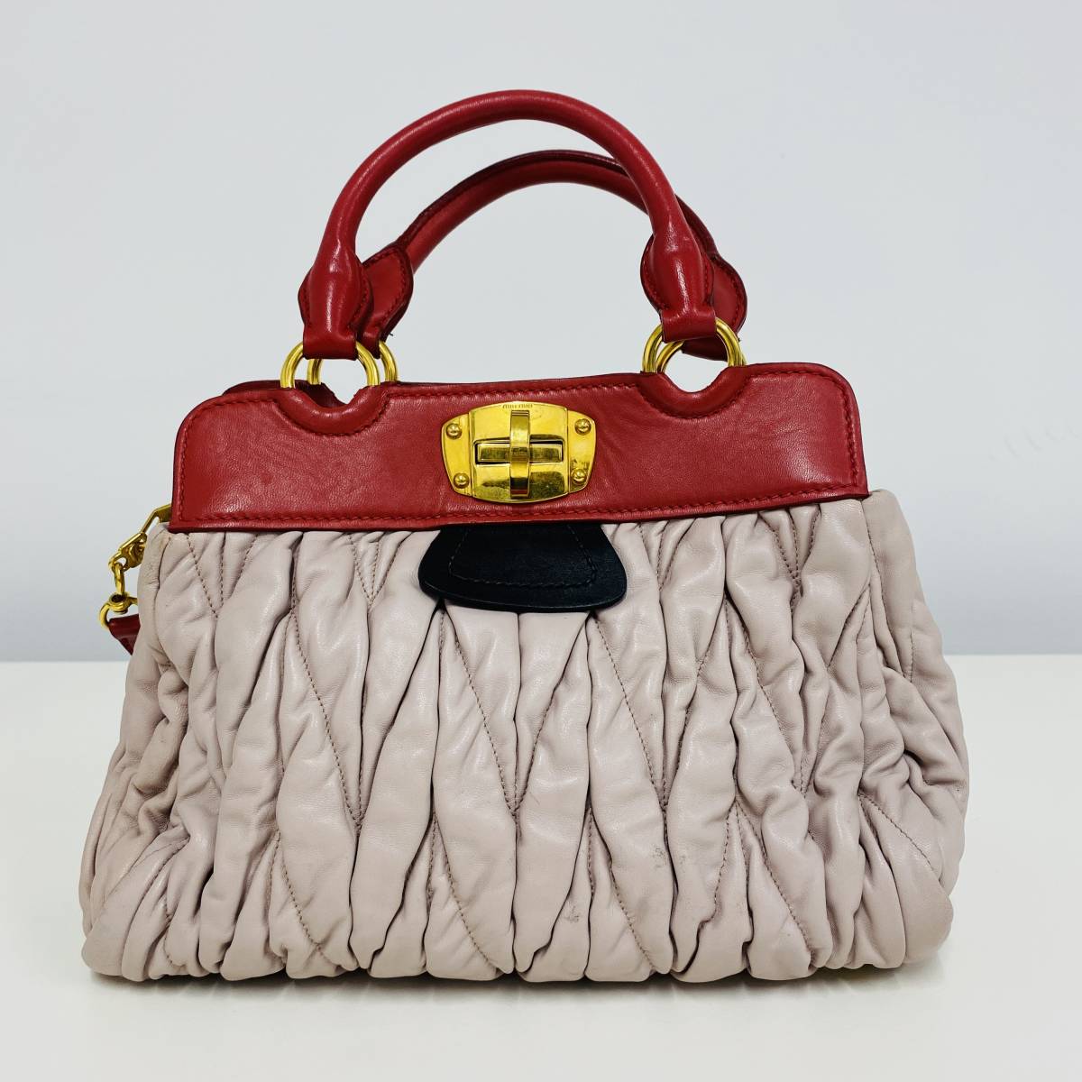 色々な コンビカラー ハンドバッグ ショルダー マテラッセ miumiu 2way F560 RED handbag かばん、バッグ