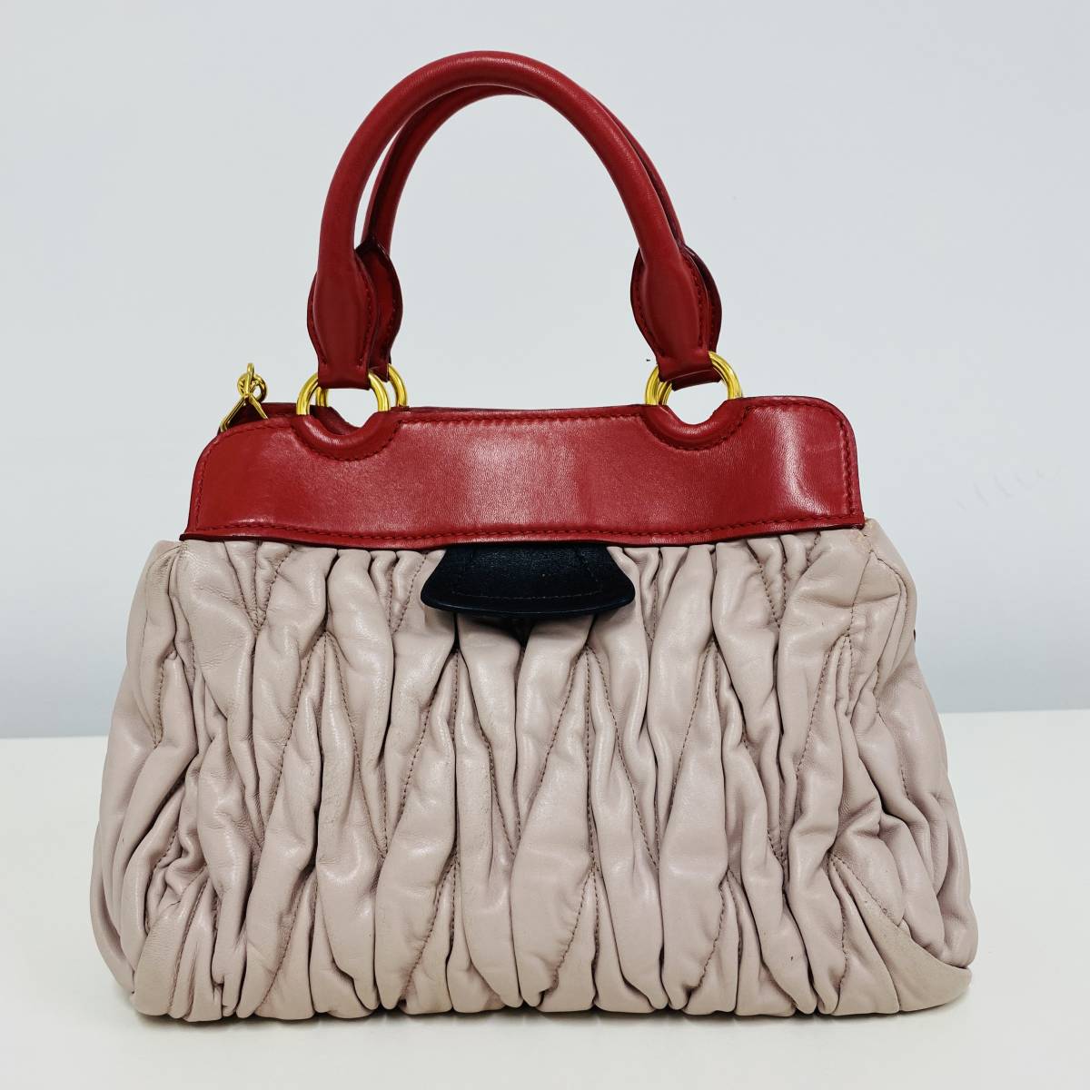 miumiu マテラッセ ショルダー ハンドバッグ コンビカラー 2way handbag RED F560