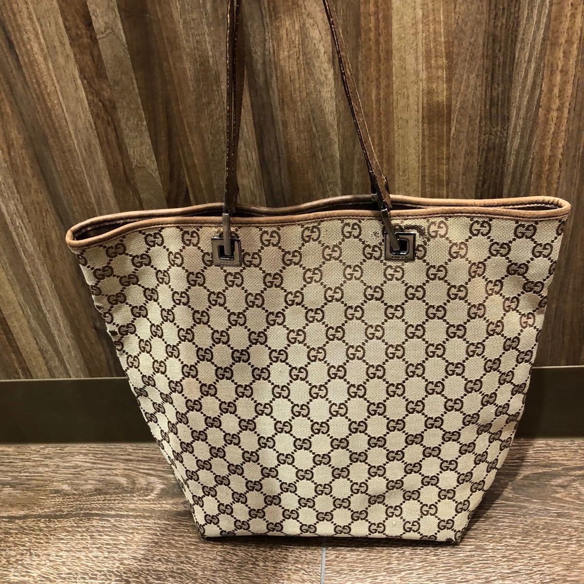 今季も再入荷 GUCCI グッチ GGキャンバス トートバッグ ハンドバッグ