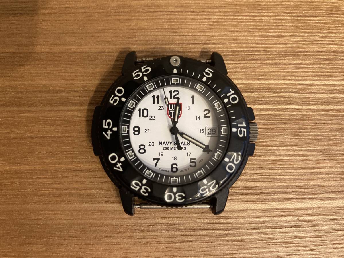 【予約受付中】 LUMINOX 5780円 SERIES USED MIL 3007 SEALS NAVY 3000 ネイビーシールダイブウォッチシリーズ