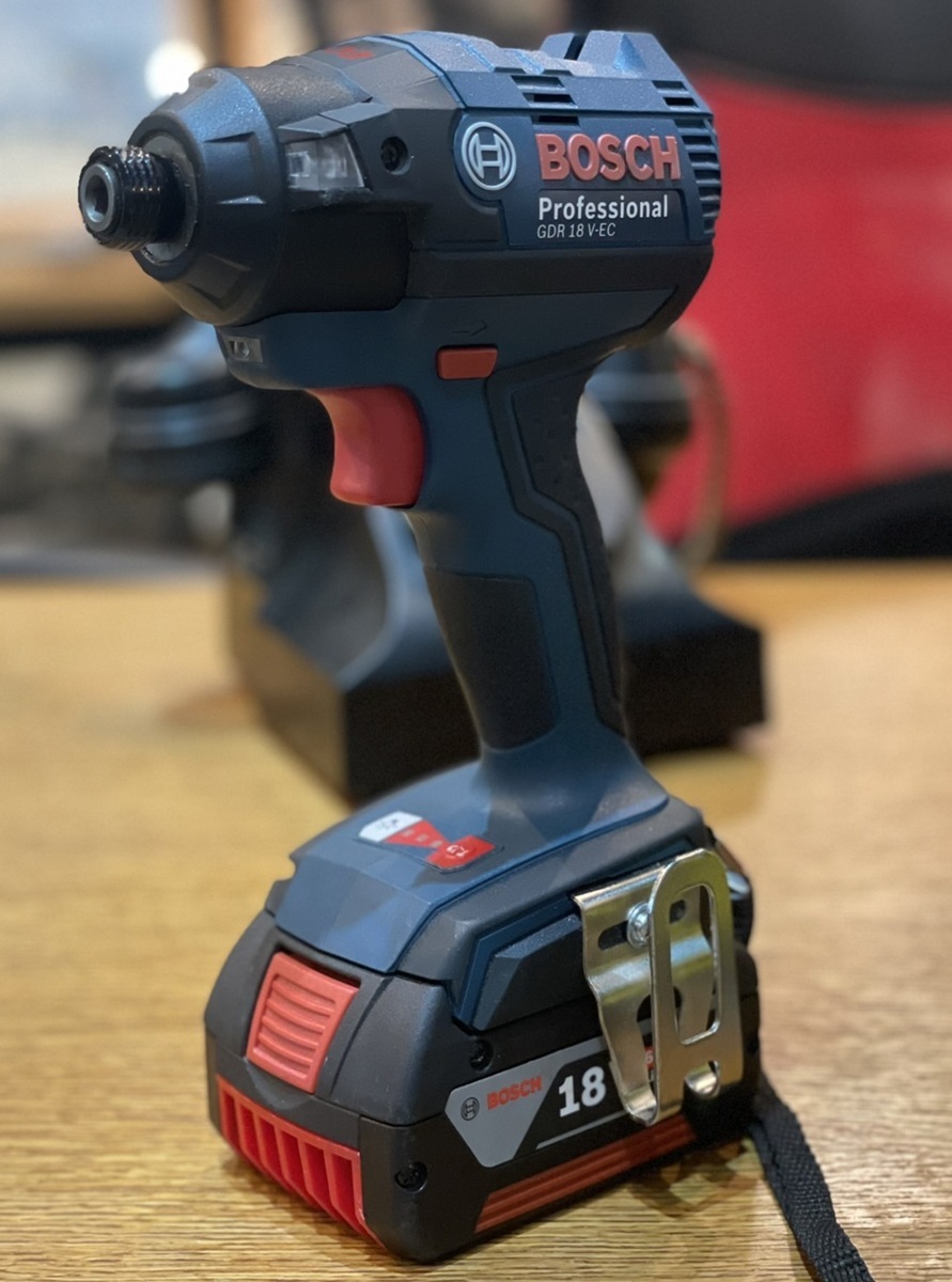 美品 BOSCH 18v 充電式インパクトドライバ vittoriosplayas.com