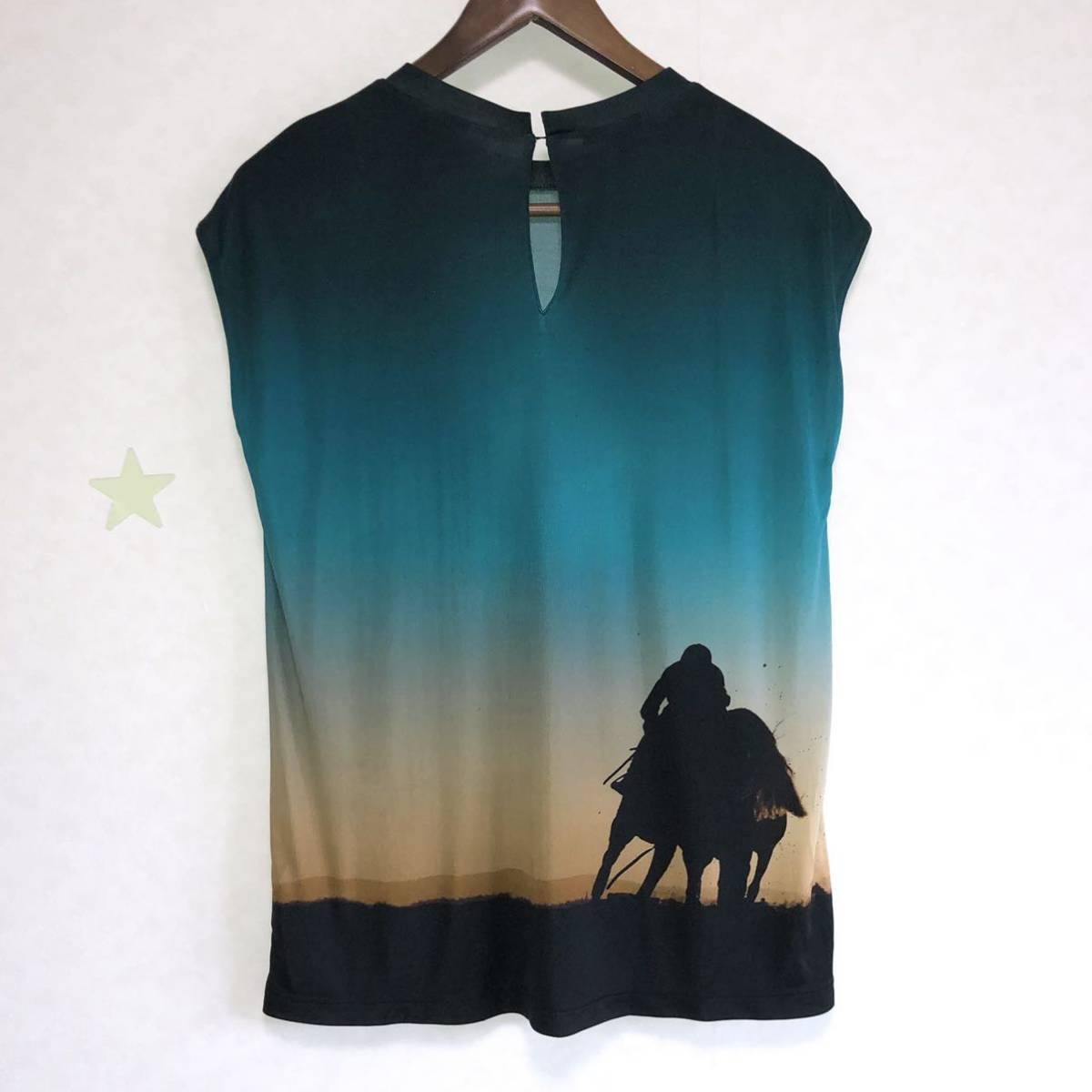 AKRIS Horse-Print アクリス馬プリントシルク100% 絹SILK カットソー