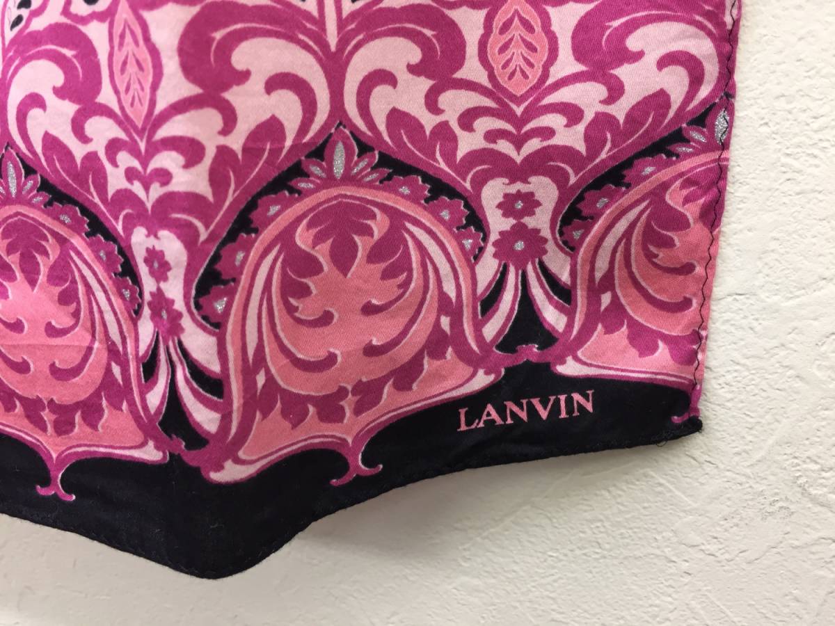ハンカチ LANVIN ランバン ピンクや紫を基調とした色合い 一部にシルバー色のキラキラ 女性 婦人 レディースの画像2