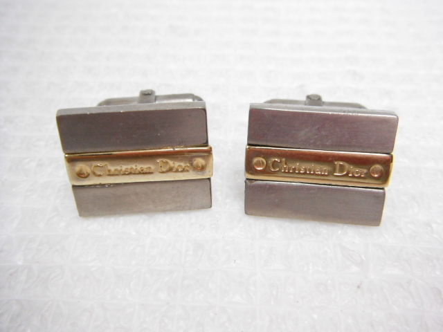Christian Dior クリスチャンディオール カフスボタン ゴールド×シルバー 小物 定形外郵便全国一律140円 B1-a