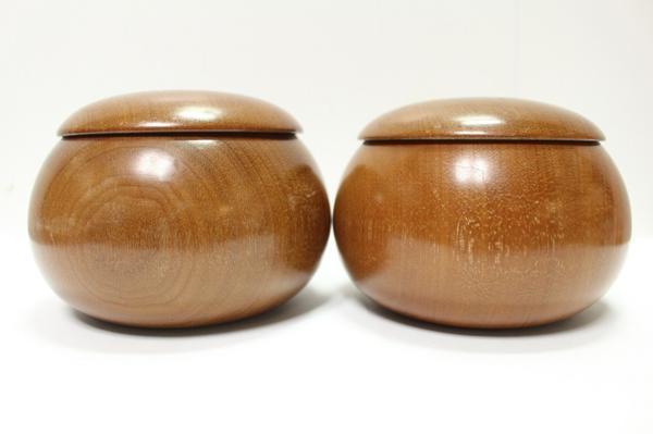 囲碁の碁石碁笥 厚み約1cm 蛤碁石 0309Q1r 囲碁の碁石碁笥 厚み約1cm 蛤碁石 0309Q1r