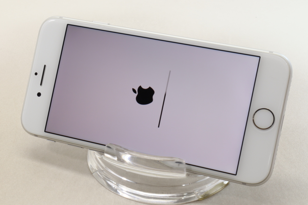 Apple iPhone8 64GB Silver A1906 MQ792J/A バッテリ91%□SIMフリー