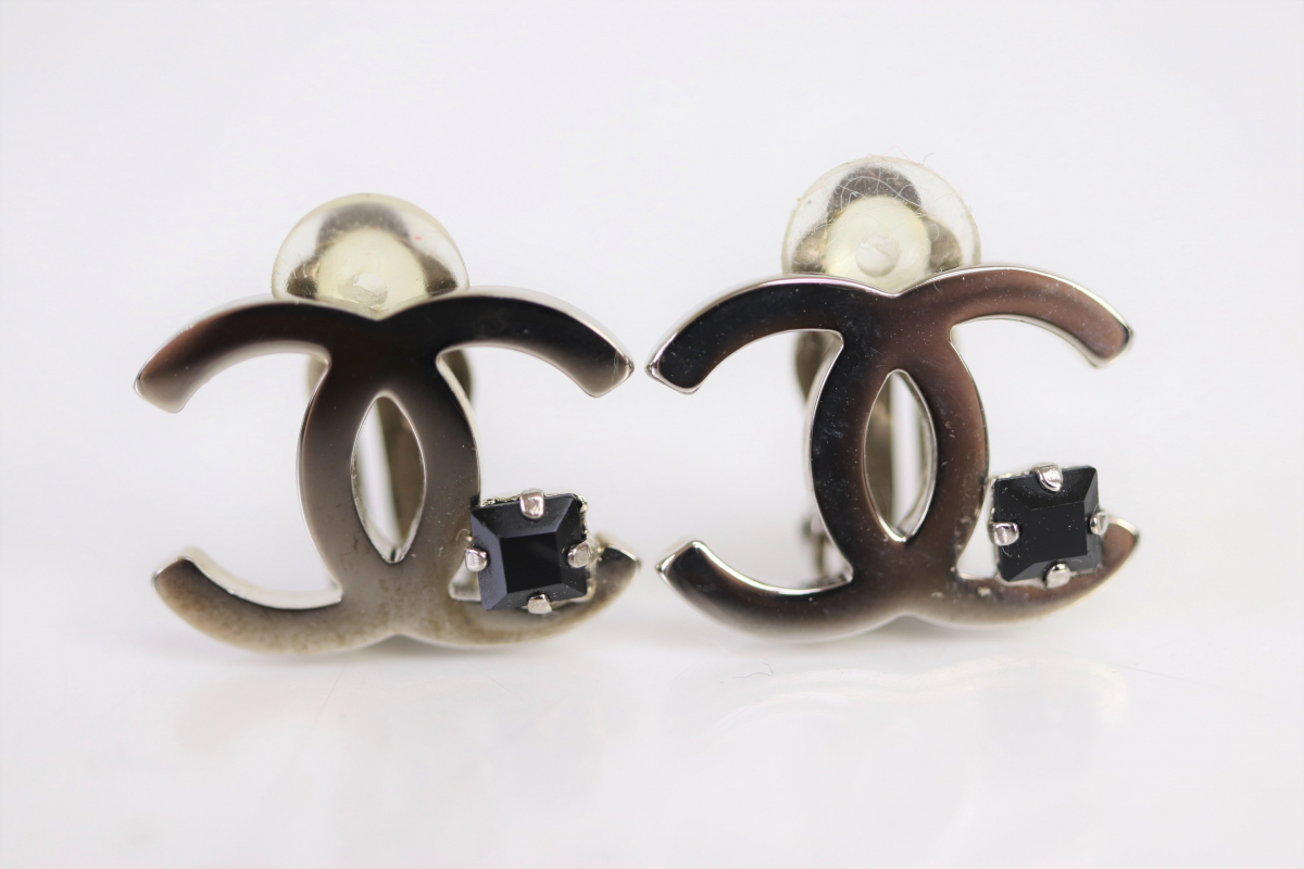 ヤフオク! - 【ト葛】 美品 CHANEL シャネル イヤリング シル...