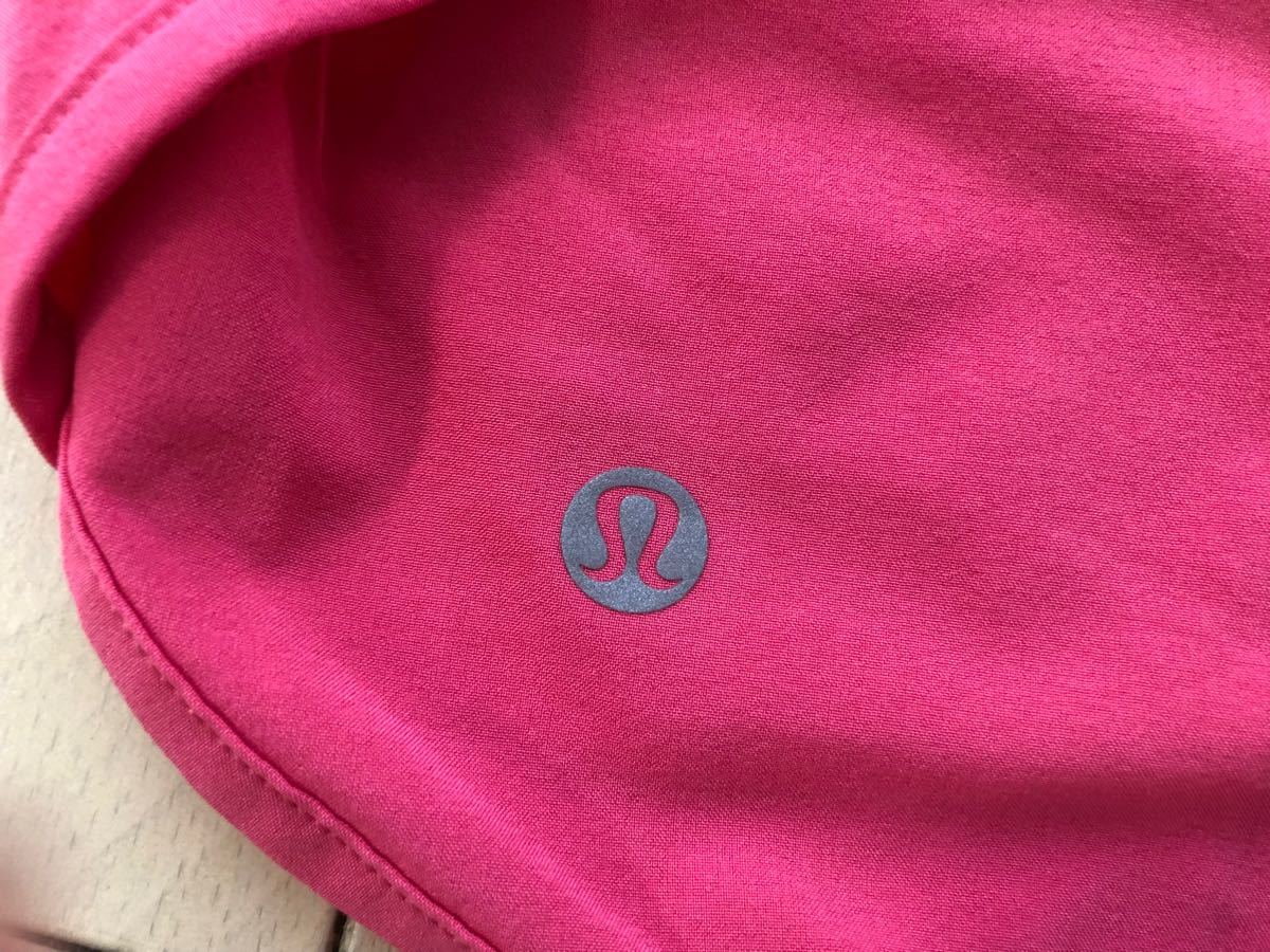 ルルレモンlululemon ショートパンツ《ピンク系》サイズ4