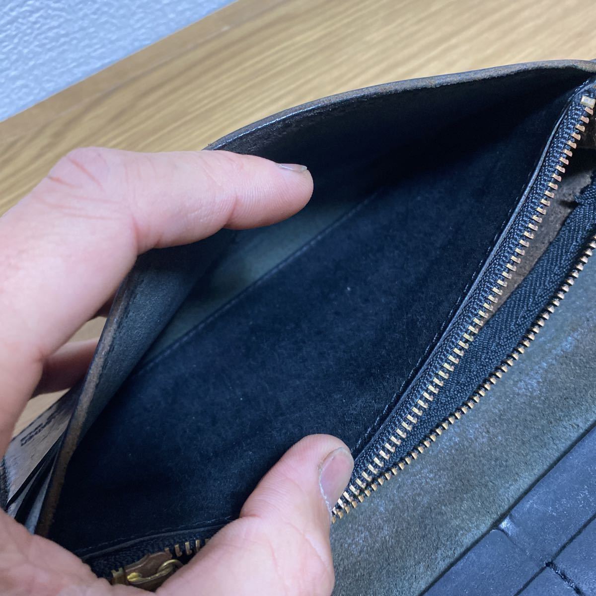 超良品 送料210円 匿名発送】 Ryu レザー 二つ折り長財布 黒 超良品 送料210円 匿名発送】 Ryu レザー 二つ折り長財布 黒