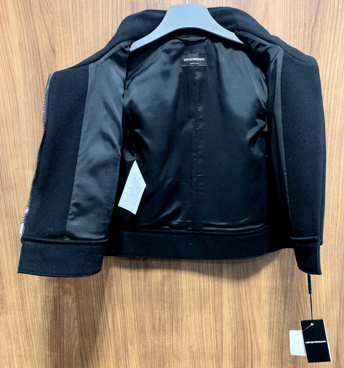 新品 未使用 エンポリオアルマーニ EMPORIO ARMANI ベスト レディース