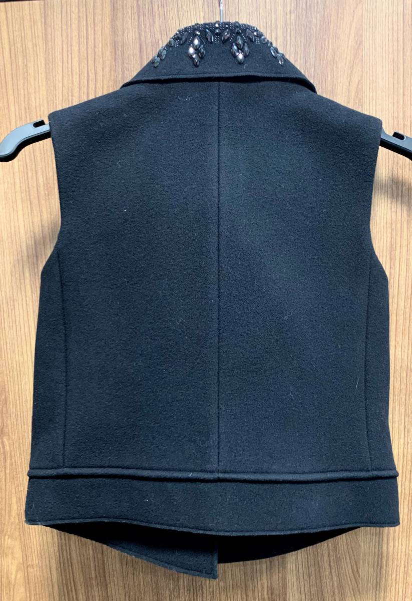 新品 未使用 エンポリオアルマーニ EMPORIO ARMANI ベスト レディース