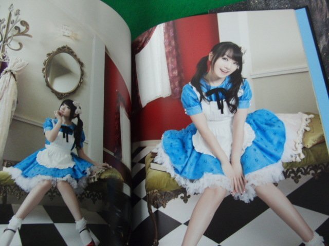 水樹奈々 NANA MIZUKI JOURNEY 2011 SUMMER パンフレット/Live Grace 水樹奈々 NANA MIZUKI JOURNEY 2011 SUMMER パンフレット/Live Grace