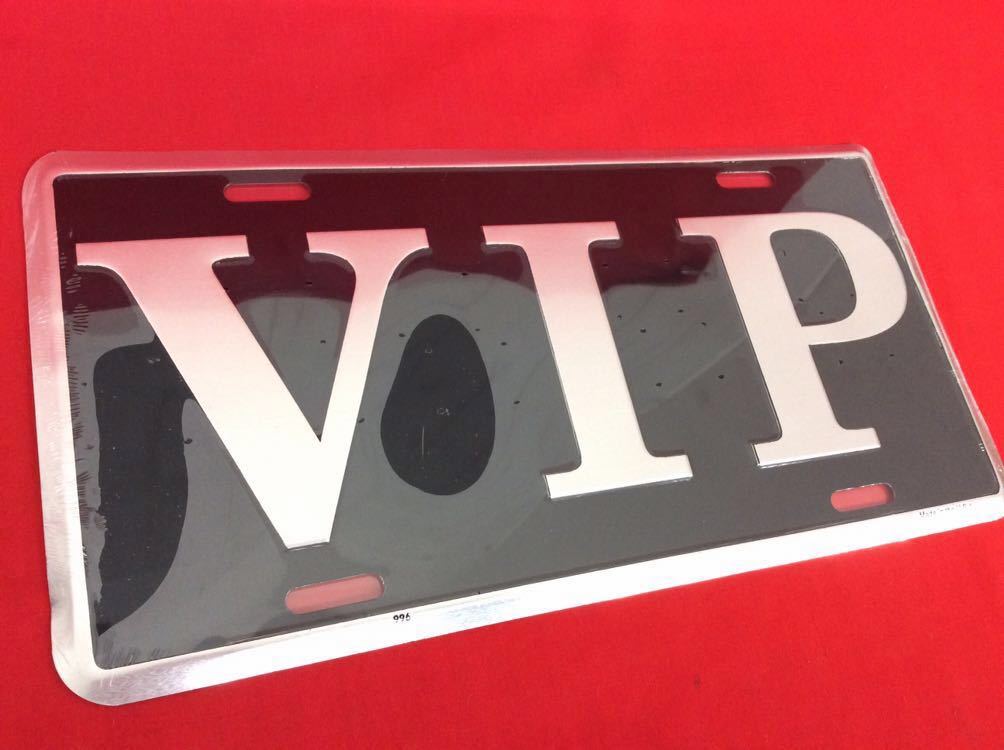 【 VIP 】 アクセサリープレート ナンバープレート Made In USA 302mm×153mm 新品未開封品 カークラブ プラーク チーム_画像1