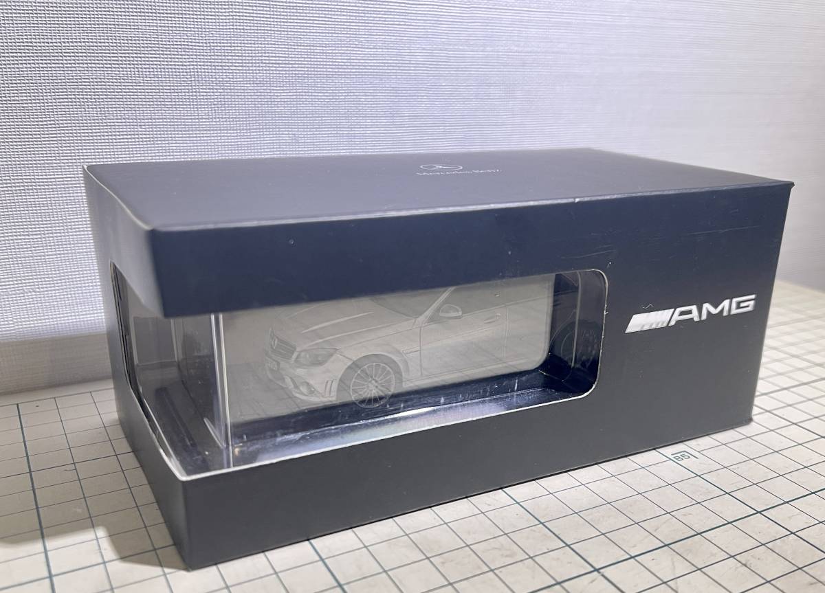 C63 AMG 2008 W204前期型 イリジウムシルバー メルセデス C63 AMG 2008 W204前期型 イリジウムシルバー メルセデス