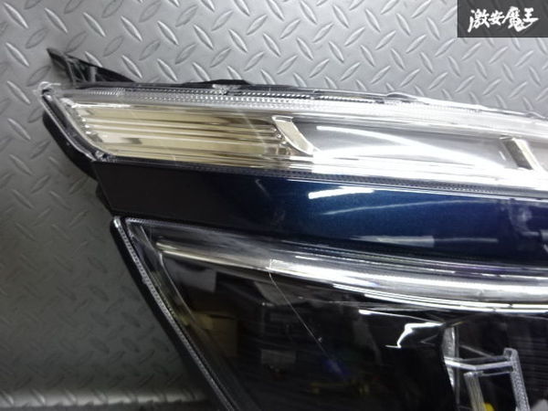 トヨタ 純正 ZRR80 80系 ヴォクシー 後期 LED ヘッドライト ランプ