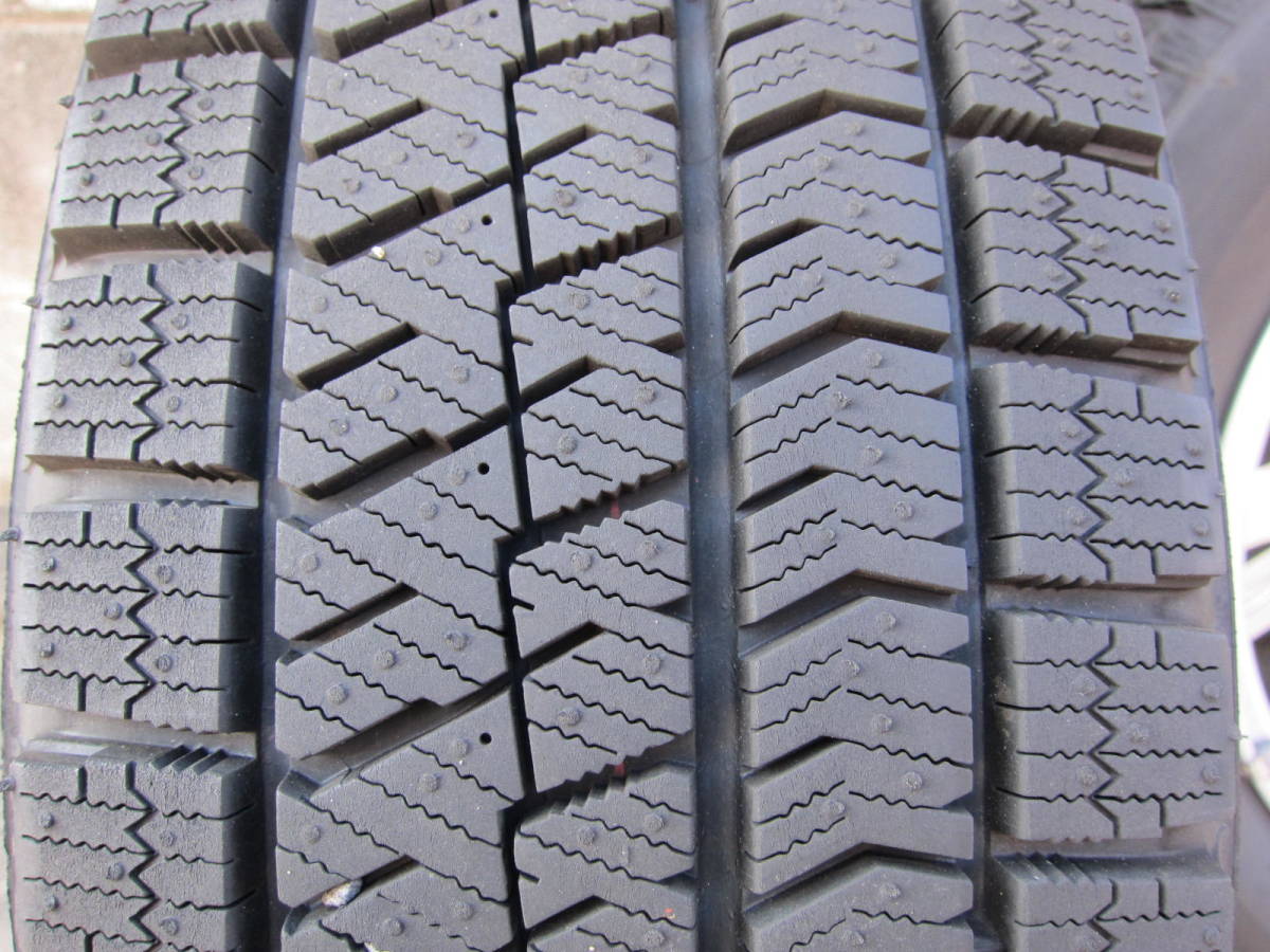 ネット販促品 ブリザックVRX2 5穴ホイル付 195/65R15 USED ブリヂストン ネット販促品 ブリザックVRX2 5穴ホイル付 195/65R15 USED ブリヂストン