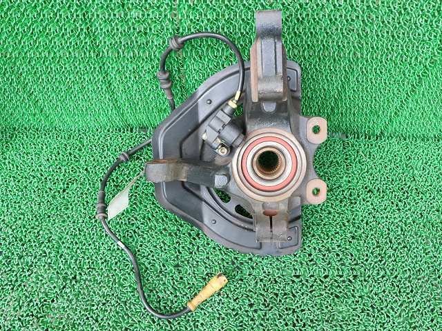 * Opel Vectra XH 96 year XH180 left front hub Knuckle ( stock No:47077) (2897)